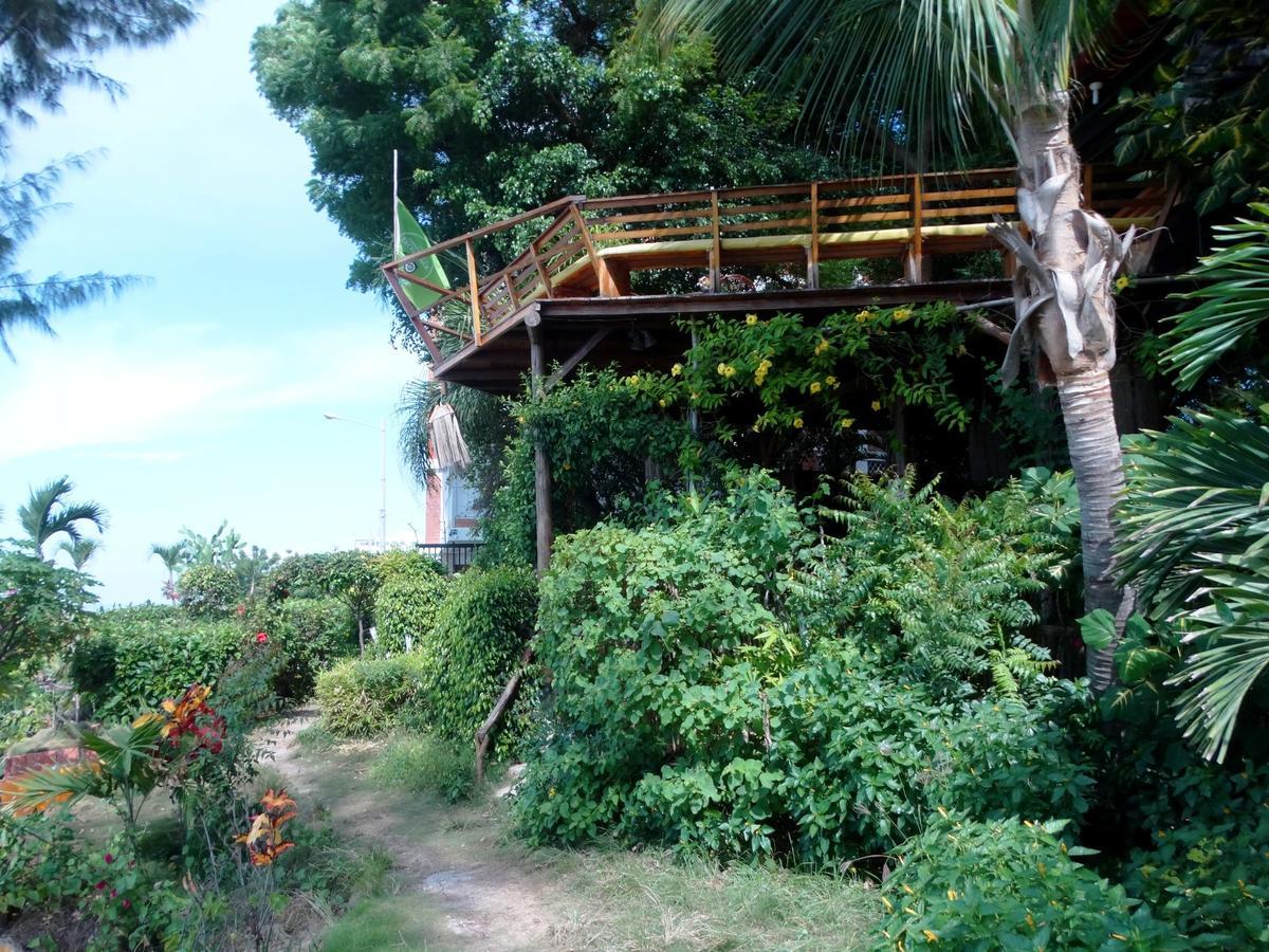 Hosteria Ecologica El Faro Salinas  Exterior foto